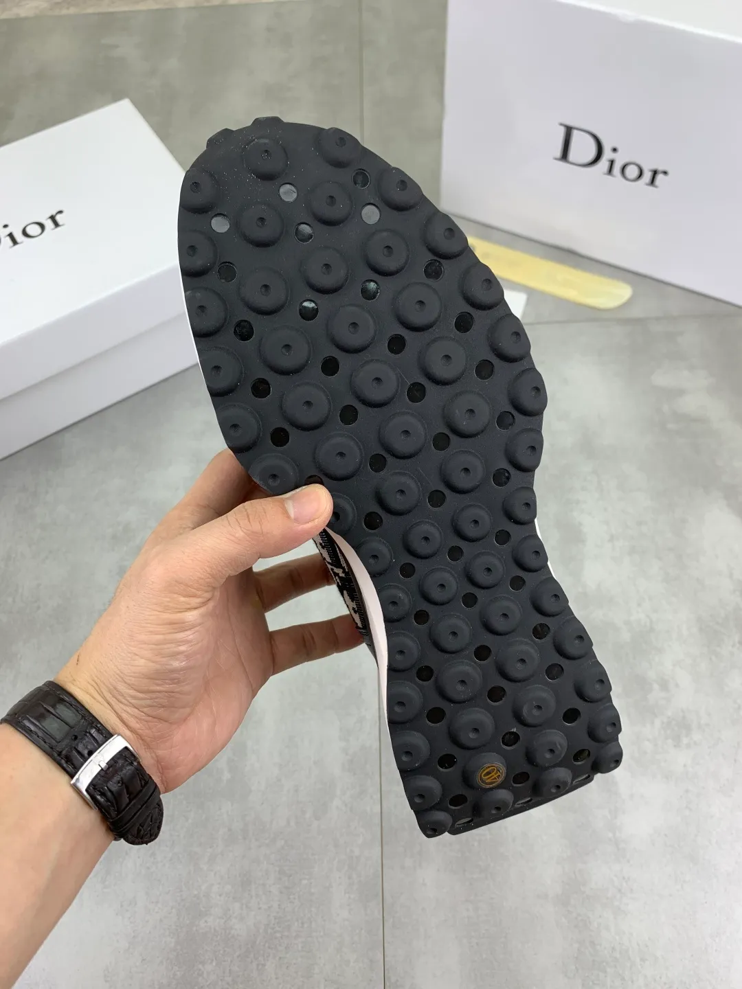 Men's Men's Shoes💰P440💰[New Style]🆘[Dior] 2025 Dior Original Lace-up Low-top Men's Shoes Classic casual shoes 🔥This model is the official classic model, with high quality and made by famous original designers. It is made of high-quality cowhide with original materials➕Comfortable and breathable mesh lining➕Pigskin insole. The perfect last shape and generous and fashionable design have attracted many consumers. Suitable for drivers to drive🚗. What you want is the highest quality in the market. Color: 3️⃣Color code number: 38--44 (45 customized)